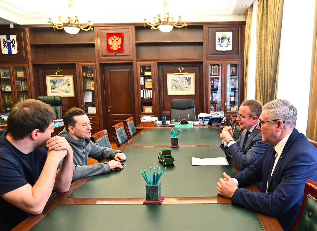 Фото Актёр Сергей Безруков приехал в Новосибирск – показываем кадры 2